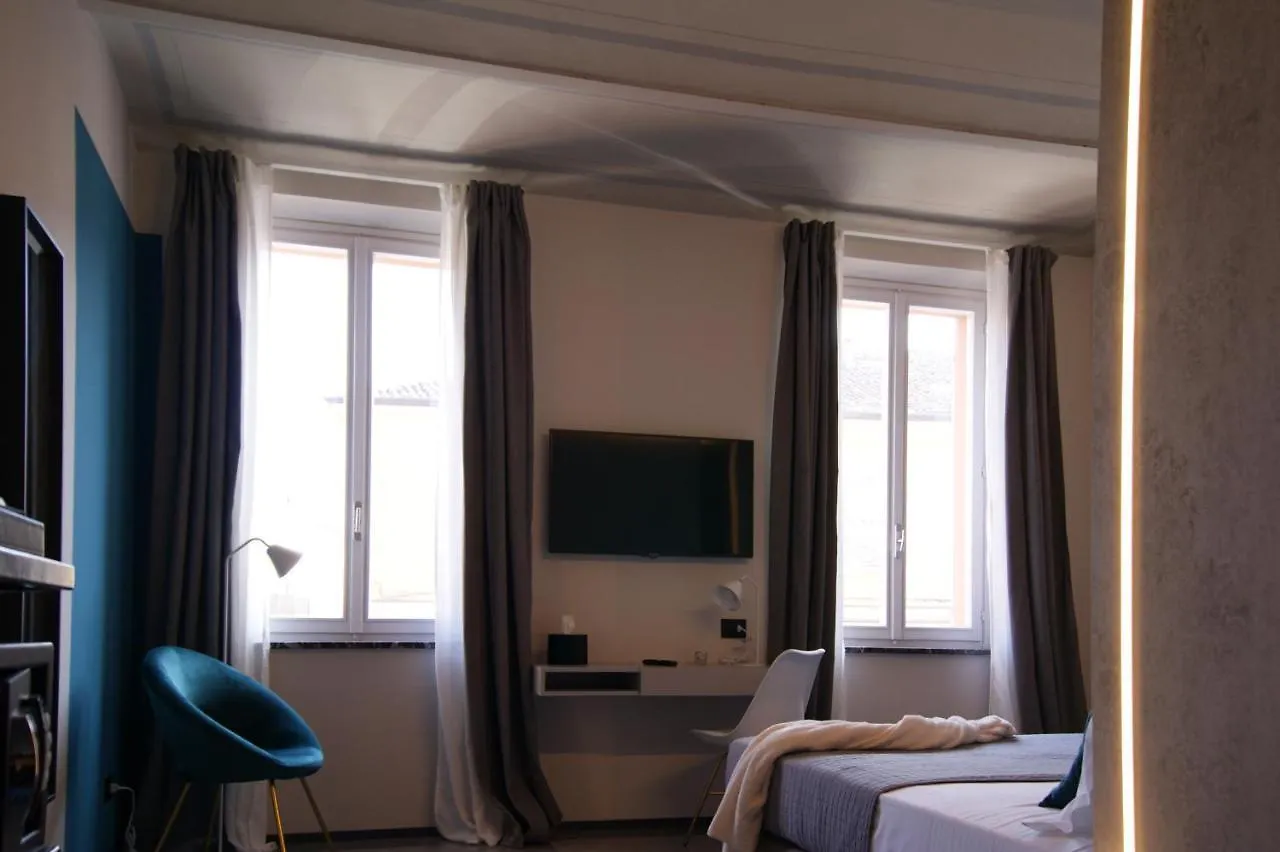 Hotel WeLive Carpi 0*,