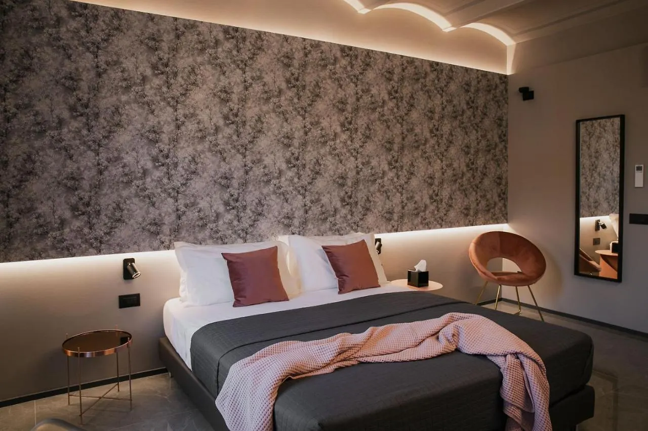 Welive Hotel Carpi 0*,